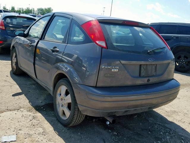 3FAFP37N25R135504 - 2005 FORD FOCUS ZX5 GRAY photo 3