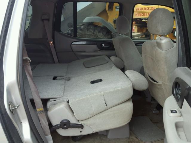 1GKES16S156105069 - 2005 GMC ENVOY XL SILVER photo 6