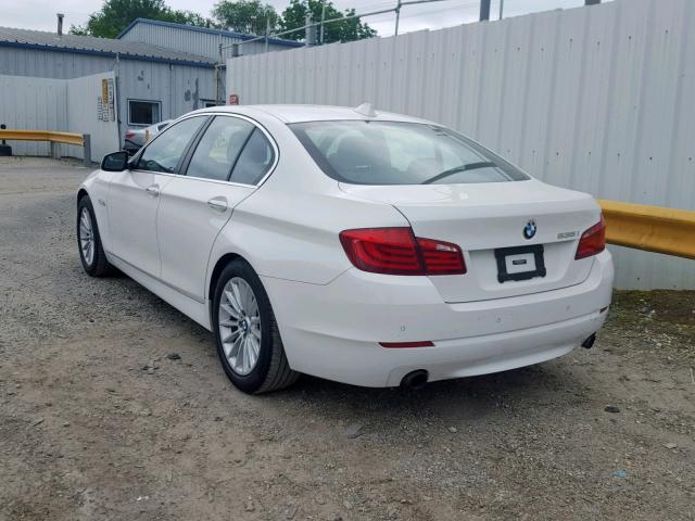 WBAFU7C54CDU56916 - 2012 BMW 535 XI WHITE photo 3