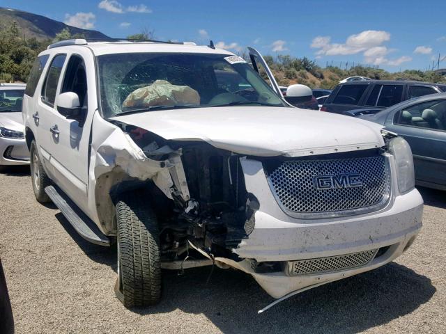 1GKFK63898J121998 - 2008 GMC YUKON DENA WHITE photo 1