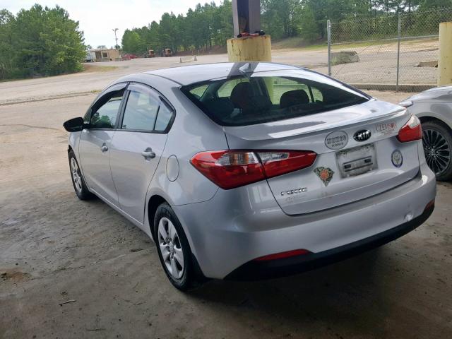 KNAFX4A60F5370552 - 2015 KIA FORTE LX SILVER photo 3