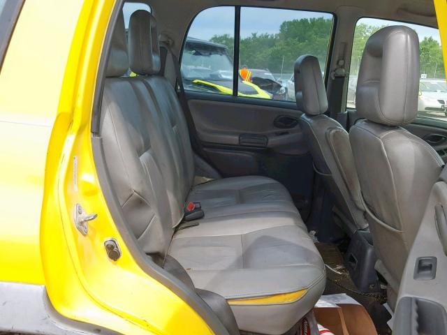 2CNBJ734626954397 - 2002 CHEVROLET TRACKER ZR YELLOW photo 6