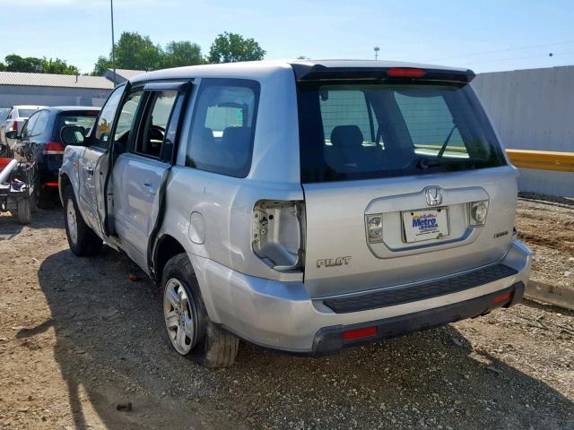 5FNYF18146B013073 - 2006 HONDA PILOT LX SILVER photo 3