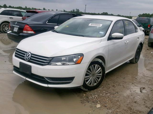 1VWAP7A39EC006240 - 2014 VOLKSWAGEN PASSAT S WHITE photo 2