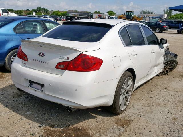 JN1CV6AR9BM407344 - 2011 INFINITI G37 WHITE photo 4