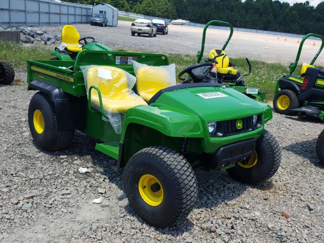 1M04X2SJHKM142224 - 2019 JOHN DEERE GATOR 4X2 GREEN photo 1