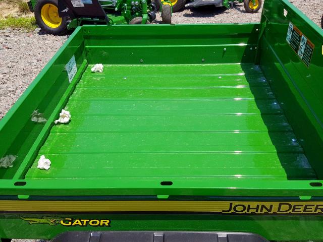 1M04X2SJHKM142224 - 2019 JOHN DEERE GATOR 4X2 GREEN photo 6