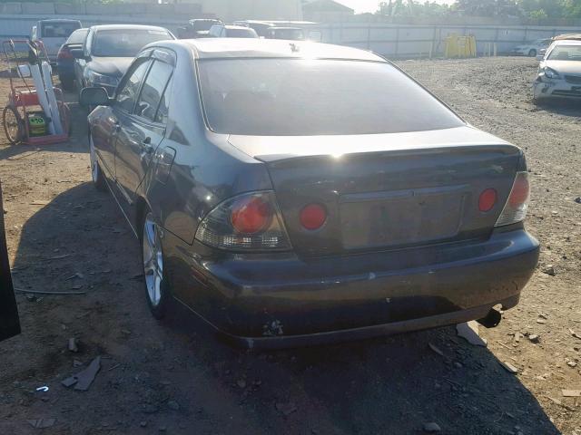 JTHBD192320045376 - 2002 LEXUS IS 300 GRAY photo 3