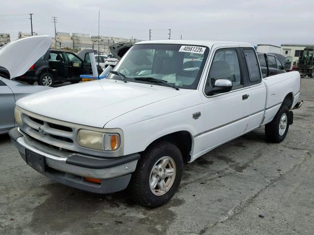 4F4CR16X3RTM75934 - 1994 MAZDA B4000 CAB WHITE photo 2