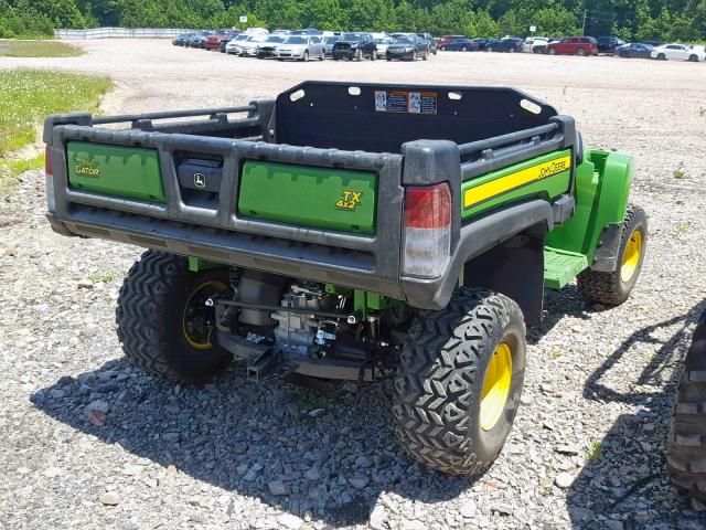 1M04X2XDCKM141460 - 2019 JOHN DEERE GATOR 4X2 GREEN photo 4