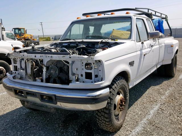 1FTJX35F8SEA56644 - 1995 FORD F350 WHITE photo 2