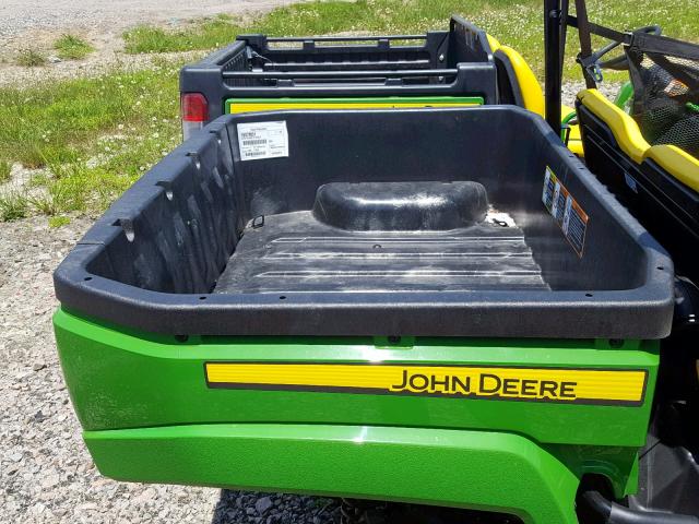 1M0590EALKM020623 - 2019 JOHN DEERE GATOR 4X4 GREEN photo 6