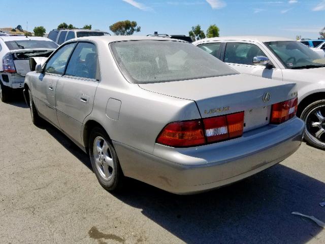 JT8BF28G7W0145242 - 1998 LEXUS ES 300 BEIGE photo 3