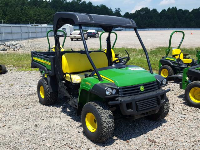 1M0615EALKM020274 - 2019 JOHN DEERE GATOR 4X4 GREEN photo 1