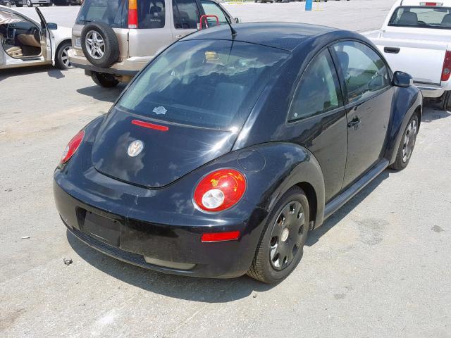 3VWPW3AG9AM017952 - 2010 VOLKSWAGEN NEW BEETLE 黑色 照片 4