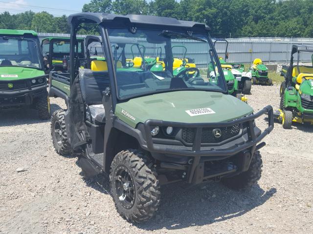 1M0835MACKM020470 - 2019 JOHN DEERE GATOR 4X4 GREEN photo 1