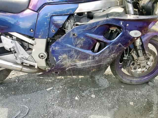 JS1GU75A5T2102071 - 1996 SUZUKI GSX-R1100 PURPLE photo 9