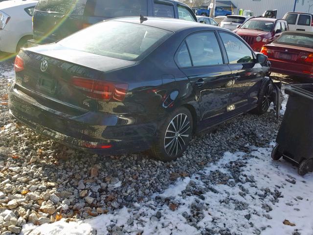 3VWD17AJ7GM402763 - 2016 VOLKSWAGEN JETTA SPOR BLACK photo 4