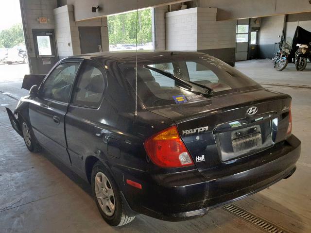 KMHCG35C55U358753 - 2005 HYUNDAI ACCENT GS BLACK photo 3