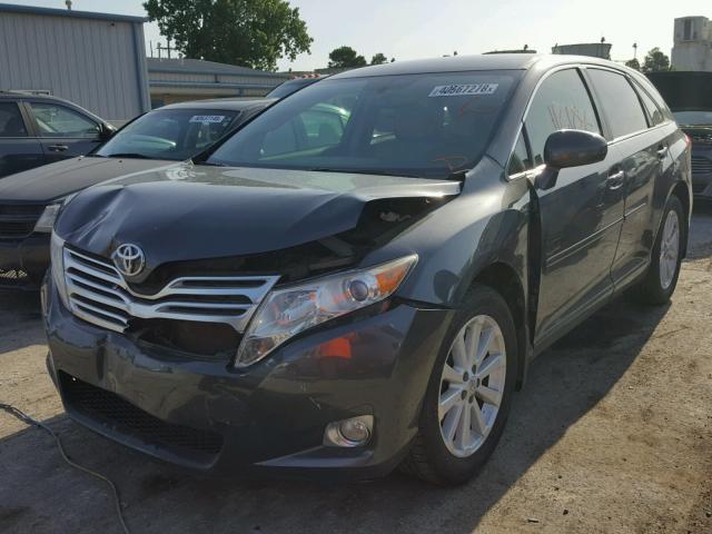 4T3ZE11A49U015776 - 2009 TOYOTA VENZA BASE GRAY photo 2