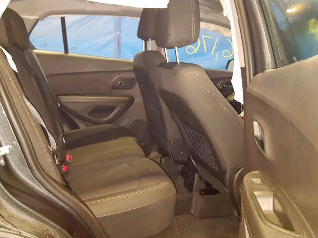 3GNCJNSB1KL280093 - 2019 CHEVROLET TRAX LS GRAY photo 6