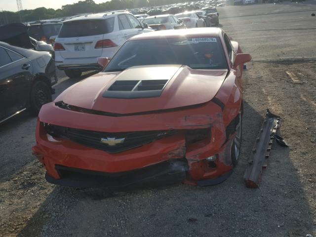 2G1FL1EP6D9805826 - 2013 CHEVROLET CAMARO ZL1 ORANGE photo 9