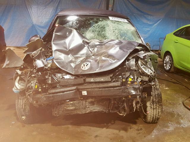 3VWBM31Y75M363061 - 2005 VOLKSWAGEN NEW BEETLE გრაფიტი ფოტო 9