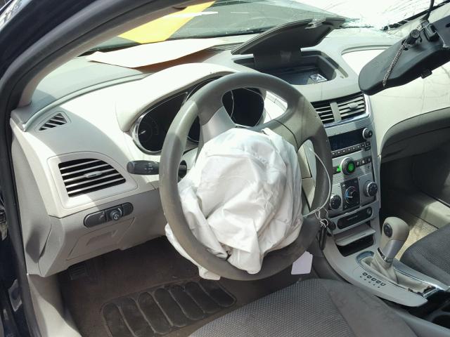 1G1ZB5E11BF362394 - 2011 CHEVROLET MALIBU LS BLUE photo 9