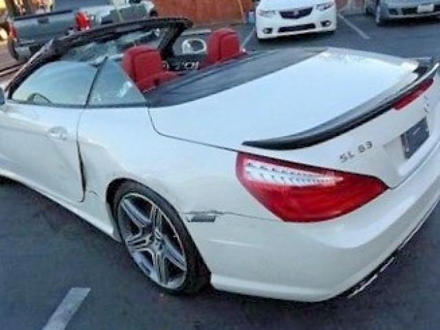 WDDJK7EA9EF024803 - 2014 MERCEDES-BENZ SL 63 AMG WHITE photo 3