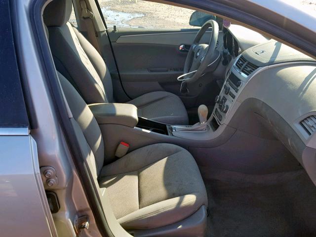 1G1ZH57B18F210385 - 2008 CHEVROLET MALIBU 1LT 银色 照片 5