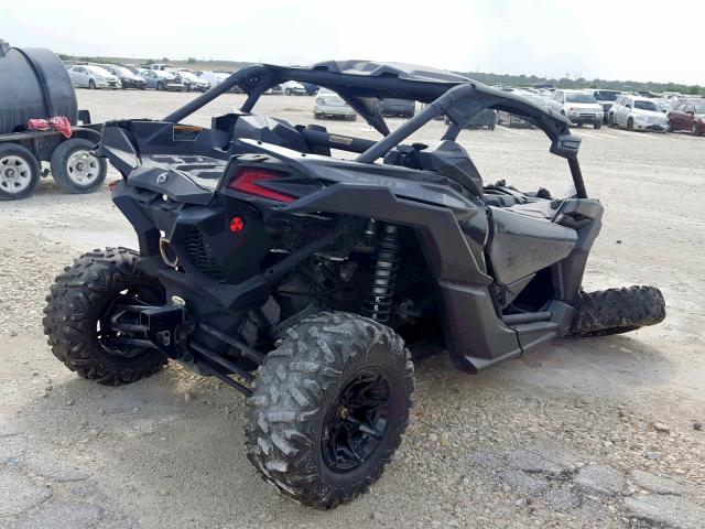 3JBVDAW27HK001789 - 2017 CAN-AM MAVERICK X BLACK photo 4