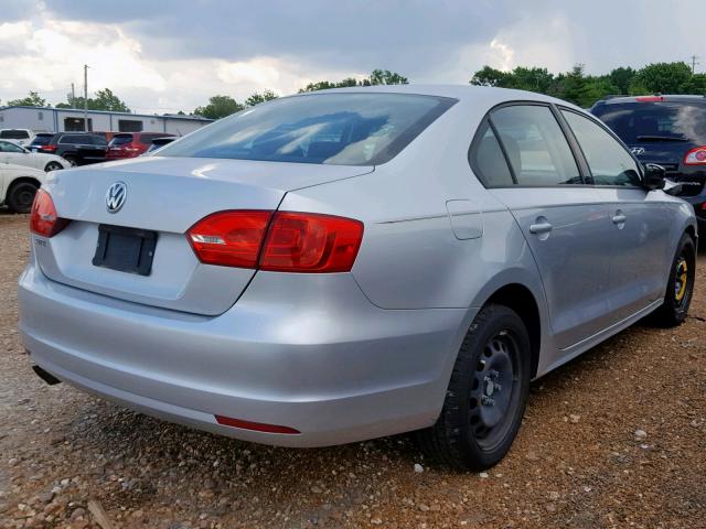 3VW2K7AJ2DM362544 - 2013 VOLKSWAGEN JETTA BASE 银色 照片 4