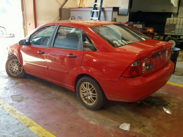 1FAFP34N37W329818 - 2007 FORD FOCUS ZX4 RED photo 3