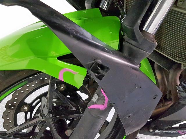 JKAEXKG17JDA09474 - 2018 KAWASAKI EX400 GREEN photo 16