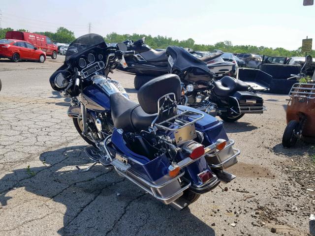 1HD1FC4177Y616358 - 2007 HARLEY-DAVIDSON FLHTCUI BLUE photo 3