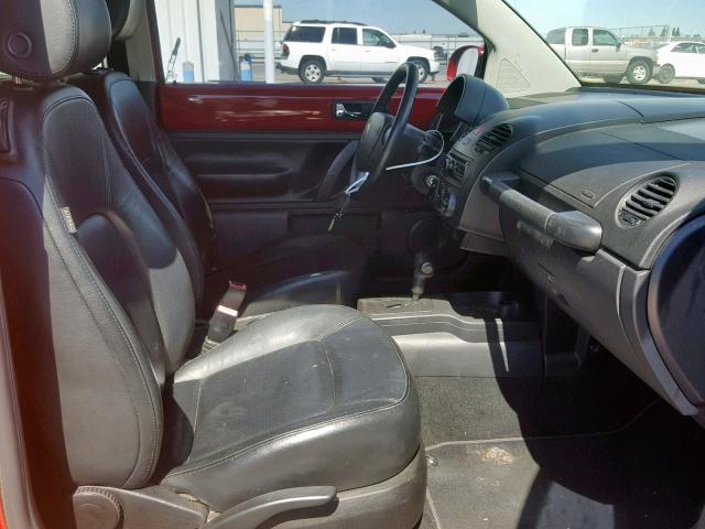 3VWSG31CX6M417739 - 2006 VOLKSWAGEN NEW BEETLE Qırmızı foto 5