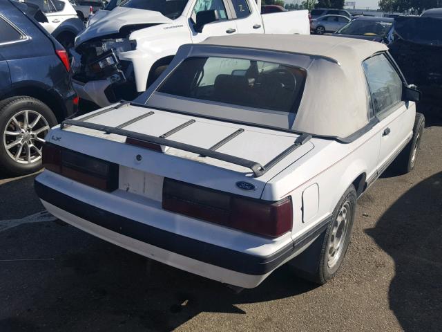 1FABP44E7HF156309 - 1987 FORD MUSTANG LX WHITE photo 4