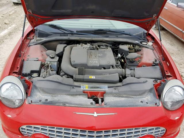 1FAHP60A72Y114890 - 2002 FORD THUNDERBIR RED photo 7