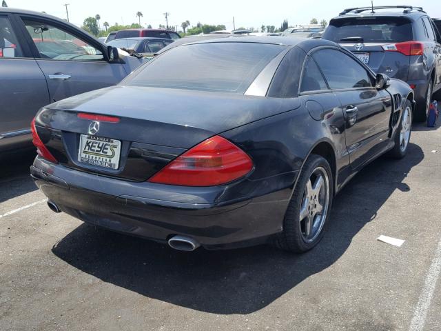 WDBSK75F23F052786 - 2003 MERCEDES-BENZ SL 500R BLACK photo 4