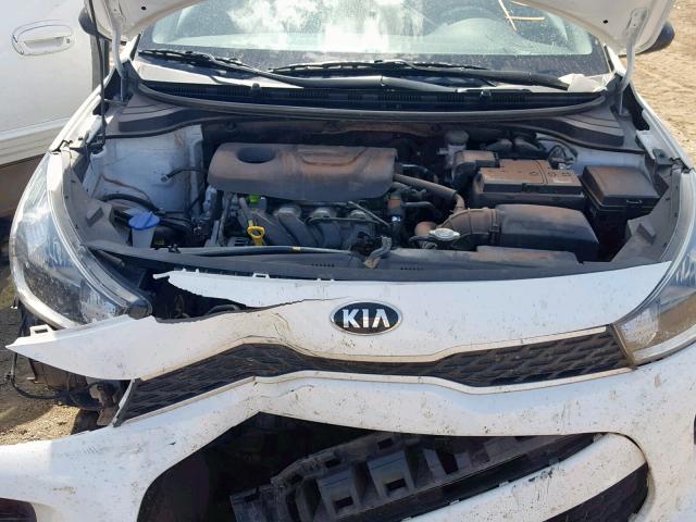 3KPA24AB5JE047846 - 2018 KIA RIO LX WHITE photo 7