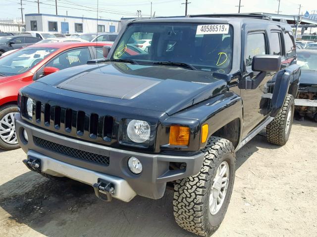 5GTEN13E288161783 - 2008 HUMMER H3 BLACK photo 2