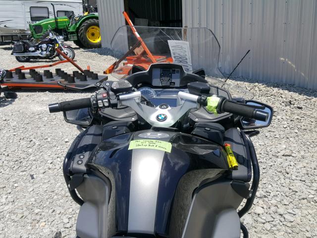 WB10A1306EZ190367 - 2014 BMW R1200 RT BLACK photo 5