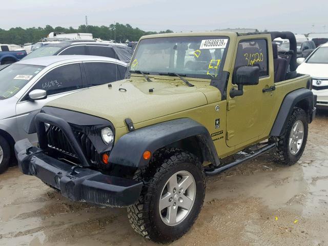 1C4AJWAG8DL684610 - 2013 JEEP WRANGLER S GREEN photo 2