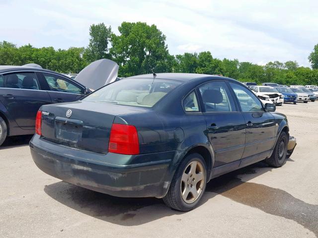 WVWMA63B0XE192242 - 1999 VOLKSWAGEN PASSAT GLS GREEN photo 4