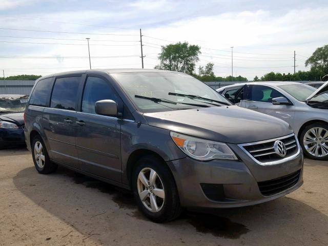 2V4RW3D14AR231250 - 2010 VOLKSWAGEN ROUTAN SE GRAY photo 1