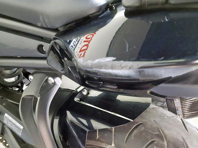 JYARN27E5BA000140 - 2011 YAMAHA FZ8 N BLACK photo 16