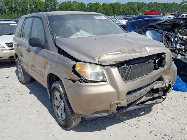 5FNYF28196B042851 - 2006 HONDA PILOT LX GOLD photo 1