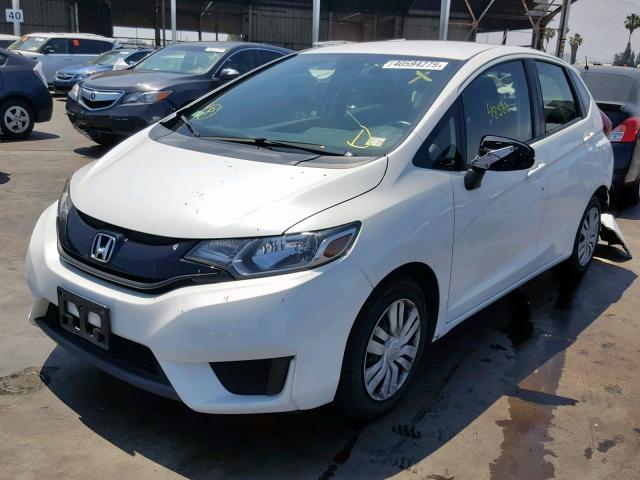 JHMGK5H59GS004244 - 2016 HONDA FIT LX WHITE photo 2