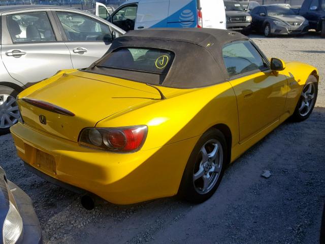 JHMAP11452T008067 - 2002 HONDA S2000 YELLOW photo 4