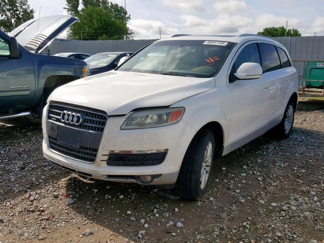 WA1AV74LX7D020319 - 2007 AUDI Q7 4.2 QUA WHITE photo 2